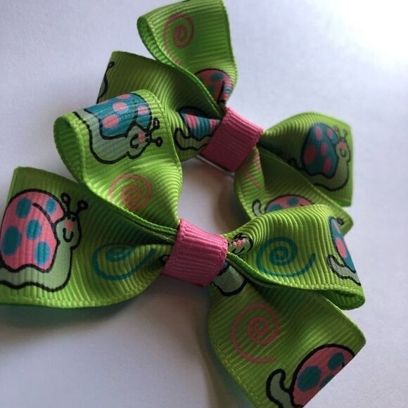 Bow pair hair bows accessories snails swirls green - Picture 7 of 9